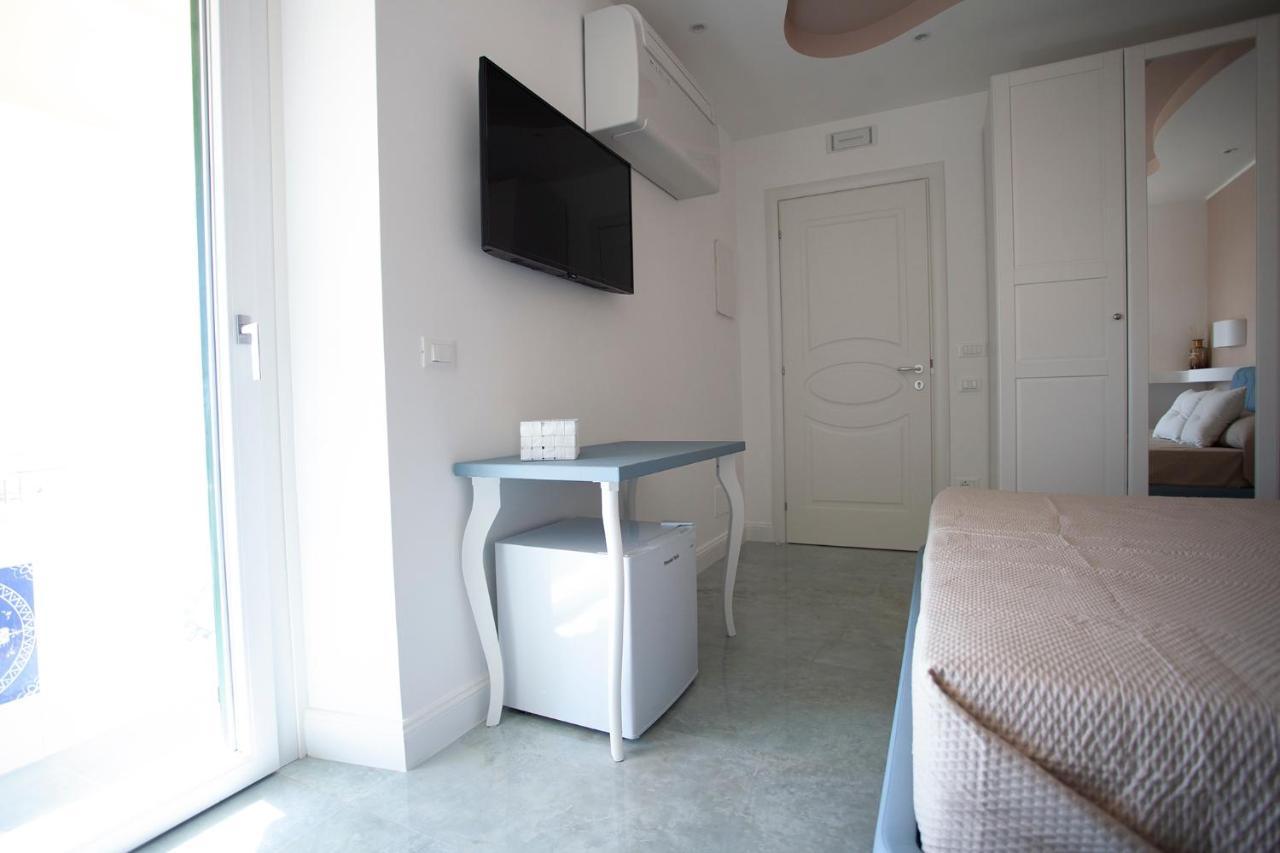 Cavalieri D'Oro Luxury House Hotel Anzio Ngoại thất bức ảnh