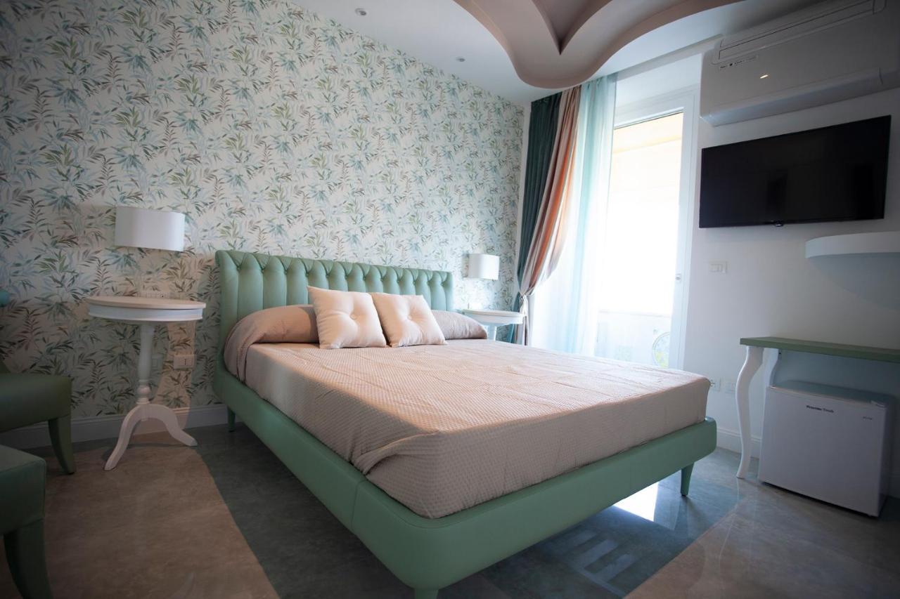 Cavalieri D'Oro Luxury House Hotel Anzio Ngoại thất bức ảnh